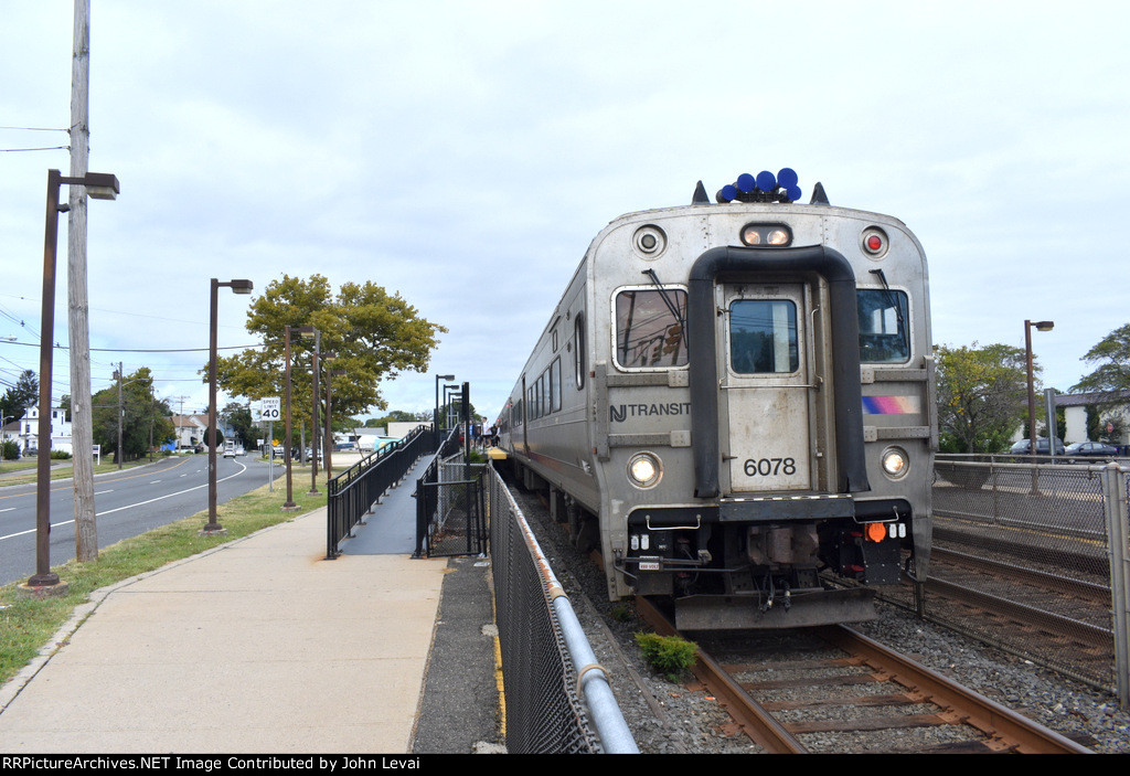 Westbound NJT Long Branch to Bay Head Shuttle train with Comet V Cab Car # 6078 on the point at Pt. Pleasant Beach Depot 